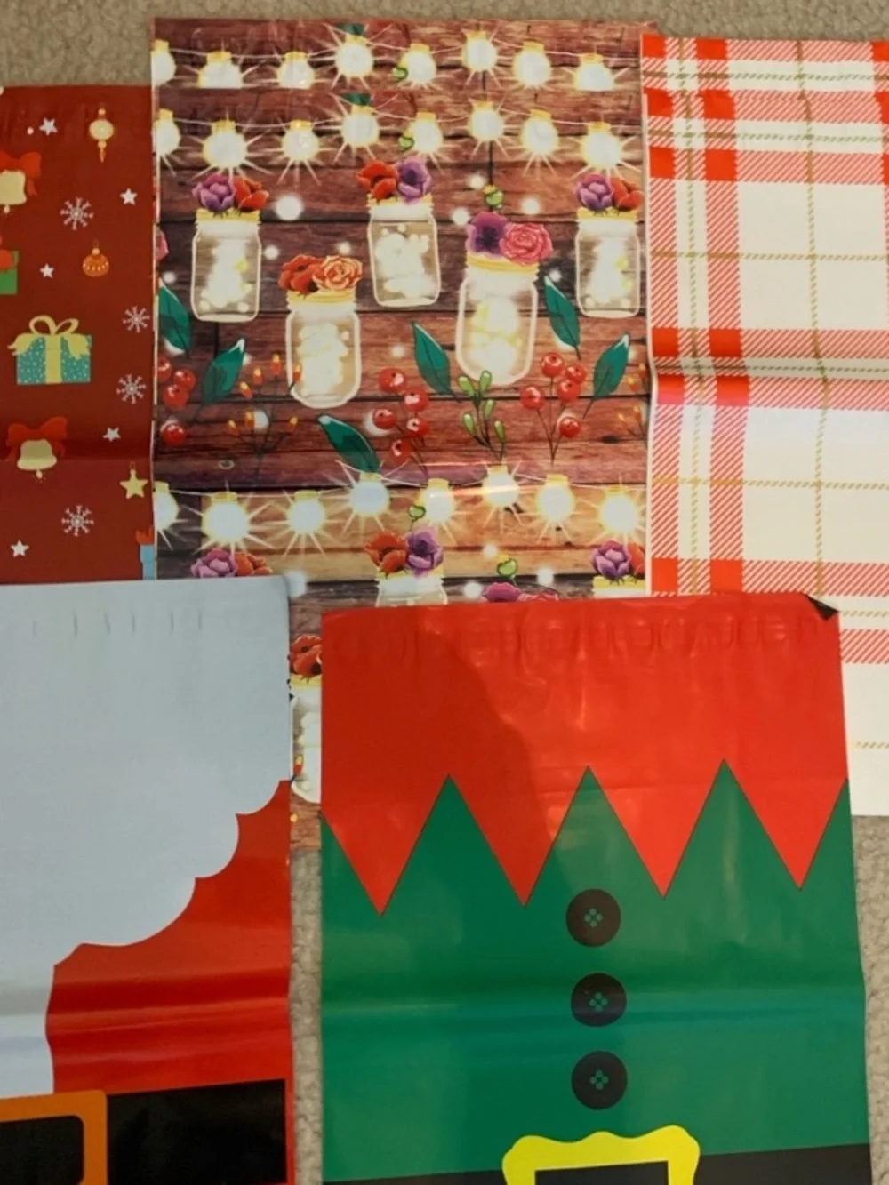 Christmas/Holiday Variety Pack Lot of 20 Polymailers & 20 Stickers (6X9) (10X13)